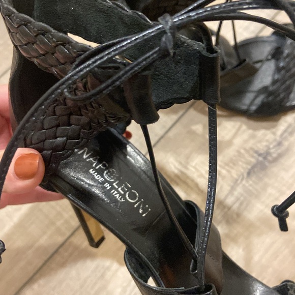 Gorgeous black strappy heels, size 38 - Picture 5 of 6